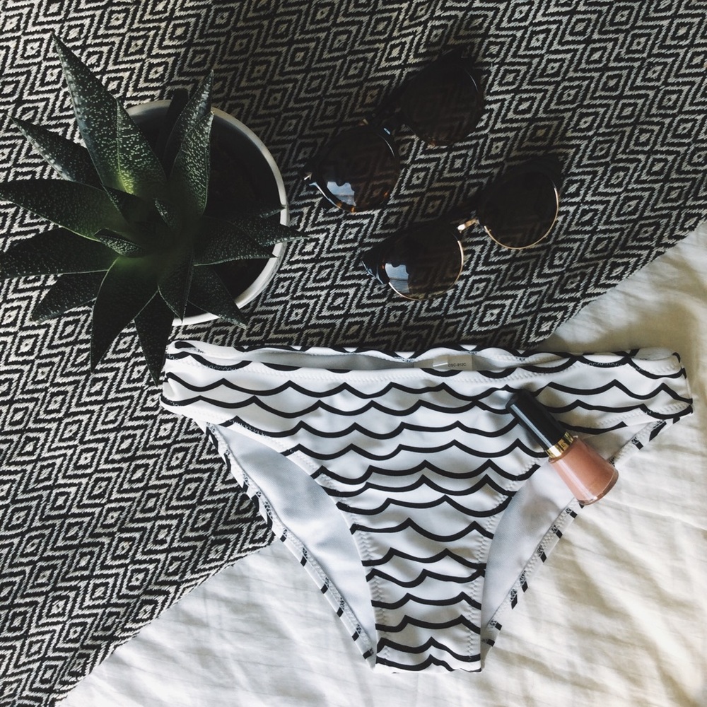 Black and white bikini bottoms